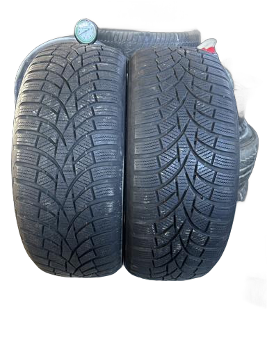 2 gomme TOYO OBSERVE 185/55 R15 82H INVERNALI M+S battistrada 7mm DOT 2021 prezzo 130€