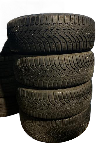 4 gomme KUMHO EINTRECRAFT 215/60 R16 99H INVERNALI M+S battistrada 5mmDOT2019 prezzo 170€
