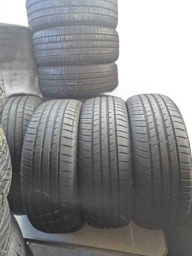 4 gomme NEXEN NFERA 215/60 R17 96H ESTIVE battistrada 6.5mm DOT 2020 prezzo 230€