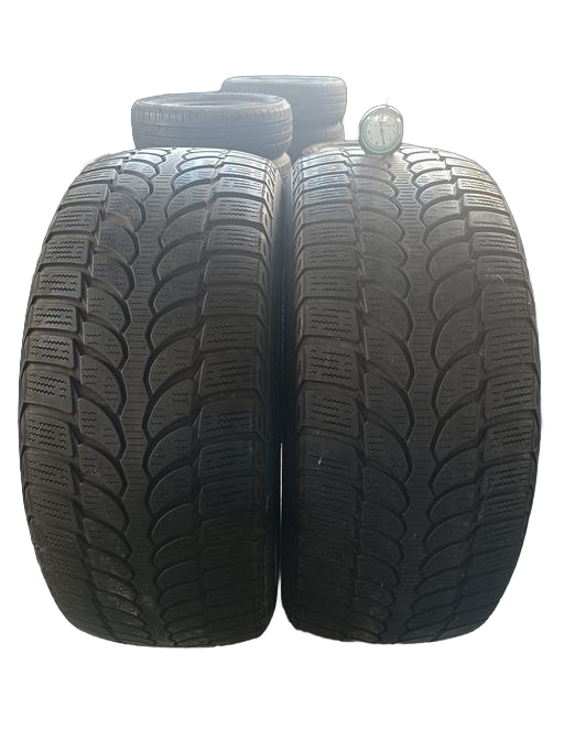 2 gomme BRIDGESTONE BLIZARK 235/55 R17 103V INVERNALI M+S battistrada 5mm DOT2018 prezzo 120€
